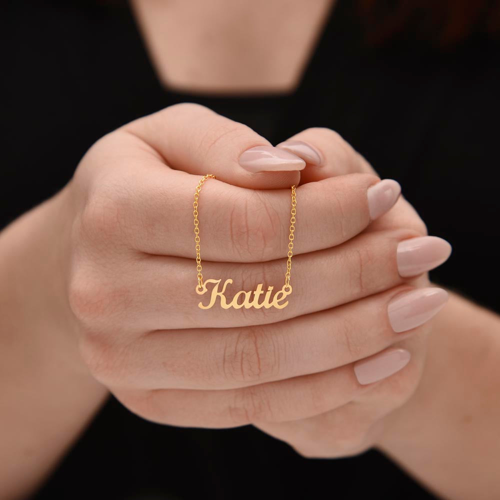 LuxeScript Personalized Name Necklace